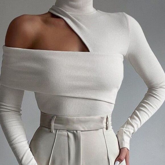 Mock neck sweater - Picture 1 of 1